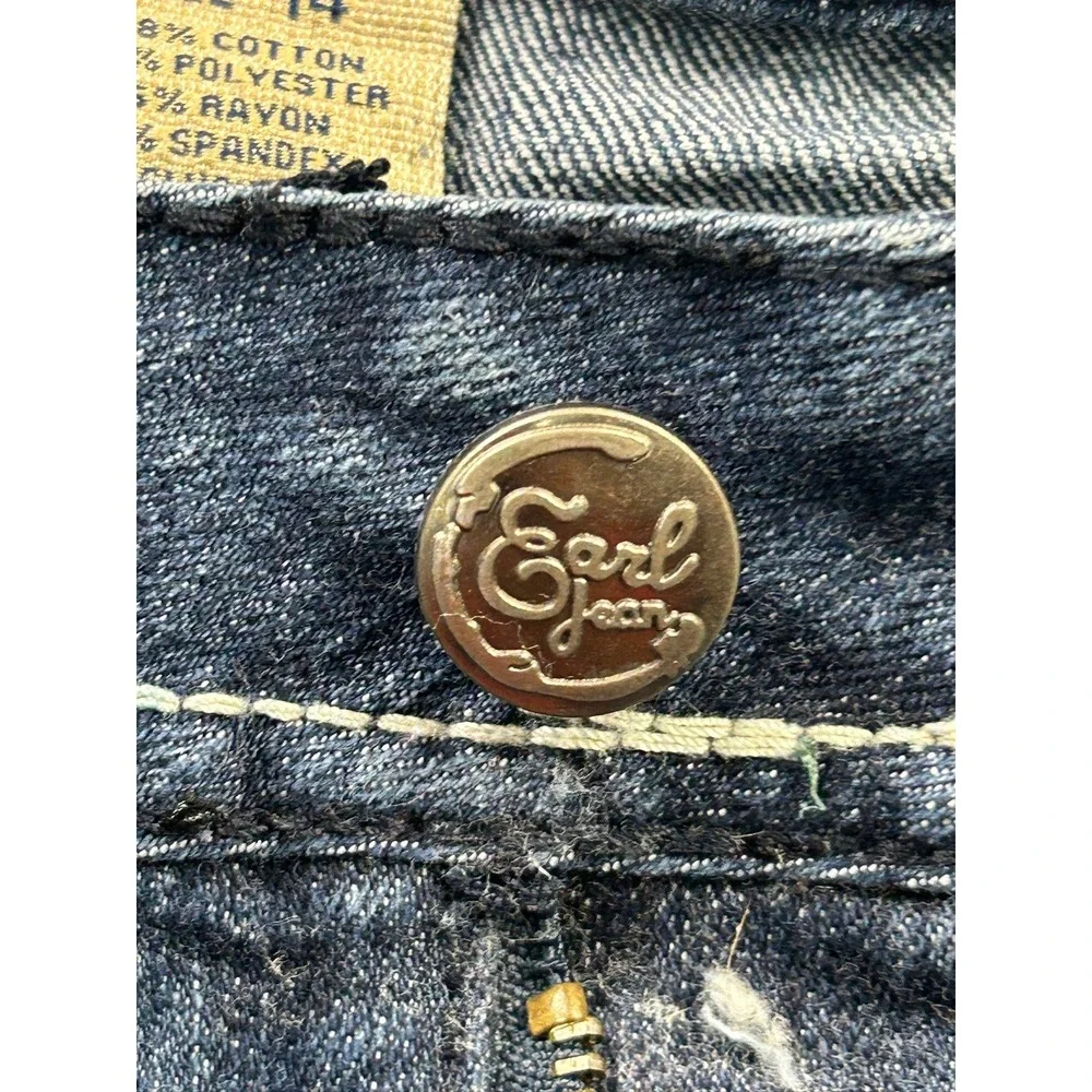 Earl Jeans experience casual